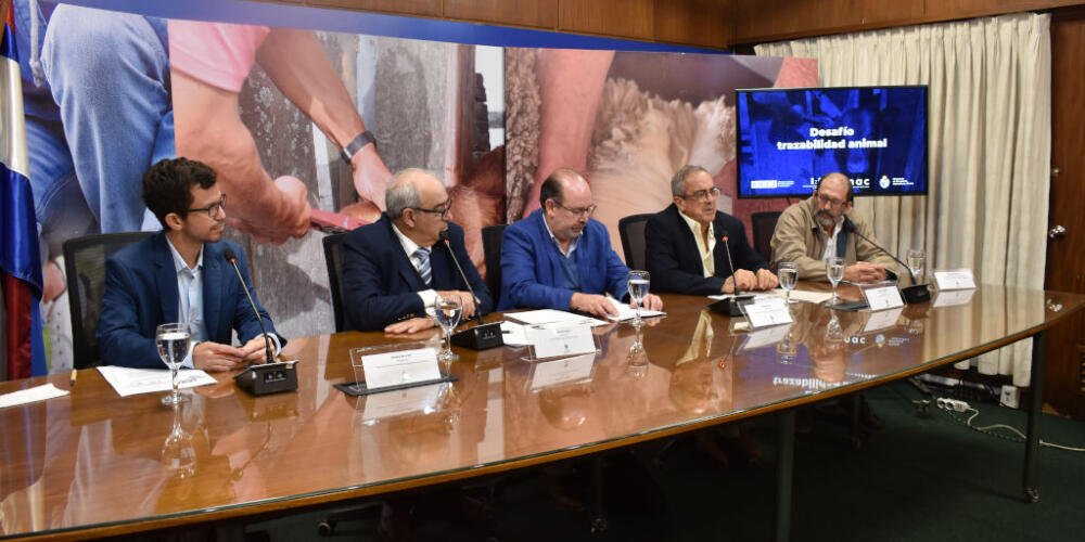 Se lanzó fondo concursable para proyectos tecnológicos que mejoren la trazabilidad ganadera