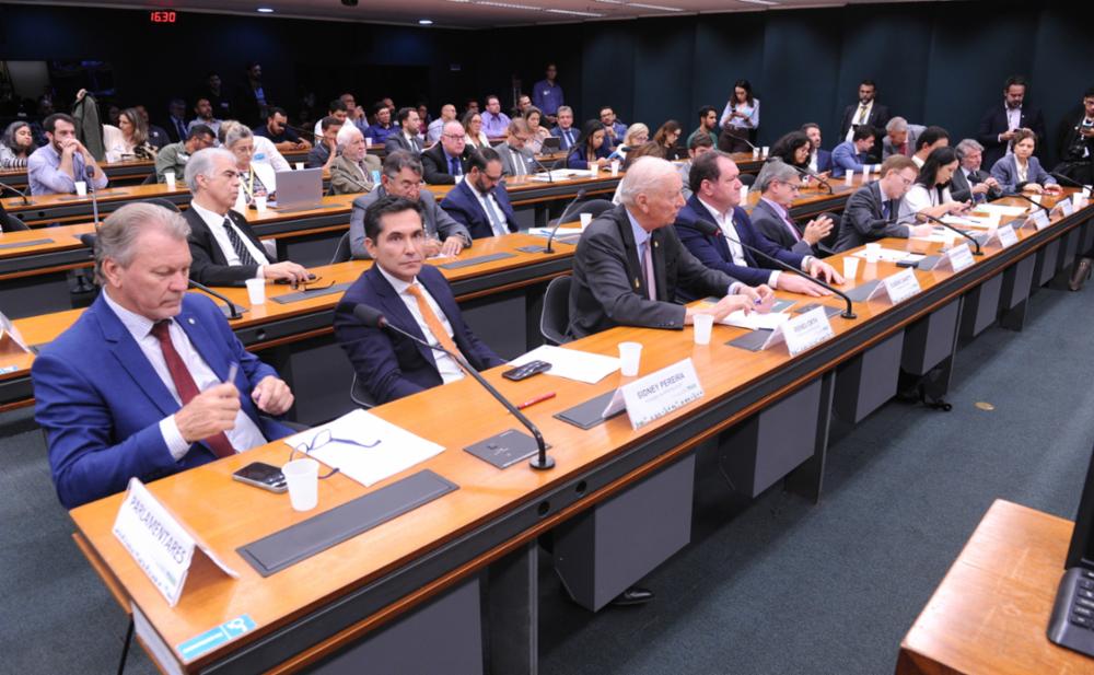 Brasil: Comisión de Agricultura de Diputados aprobó proyecto de ley que prohíbe la reconstitución de leche en polvo importada